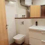 Paradise 아파트 *